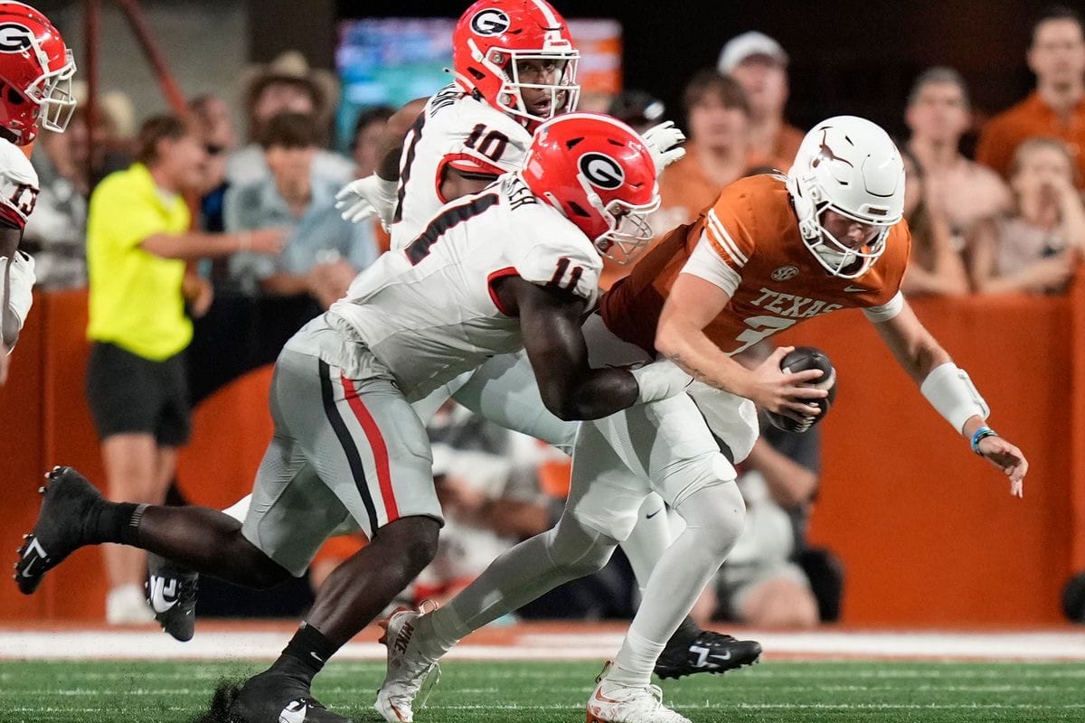 Quinn Ewers Remains Texas’ Starter Despite Arch Manning Cameo in Loss to Georgia