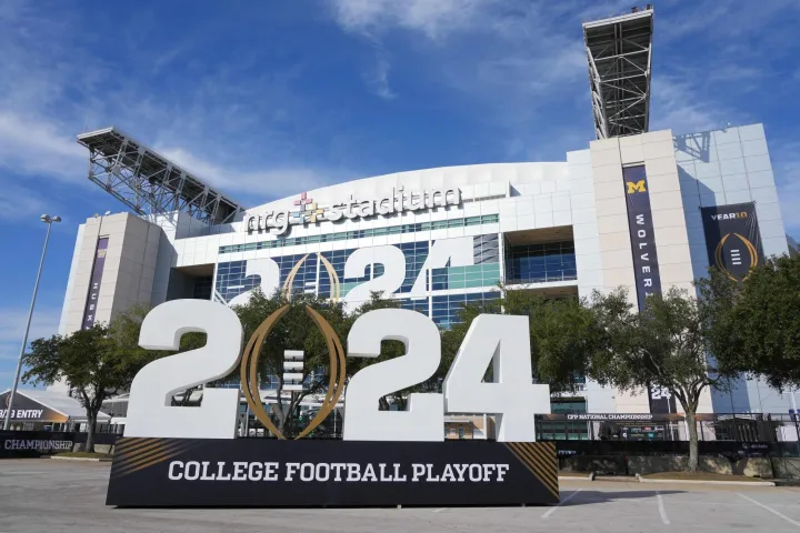 ESPN and TNT Sports Forge Five-Year Agreement for College Football Playoff Coverage